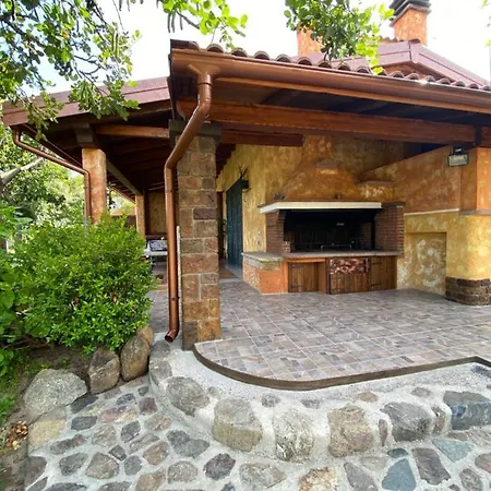 Holiday home L'uliveto House